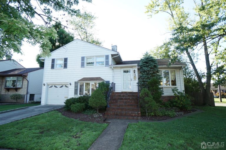 home Bergenfield NJ 1 768x512