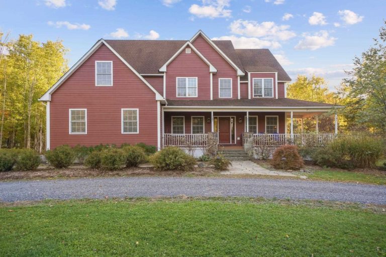 home Deer Park NY 1 768x512