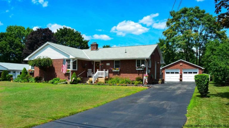 home Franklin NY 1 768x432